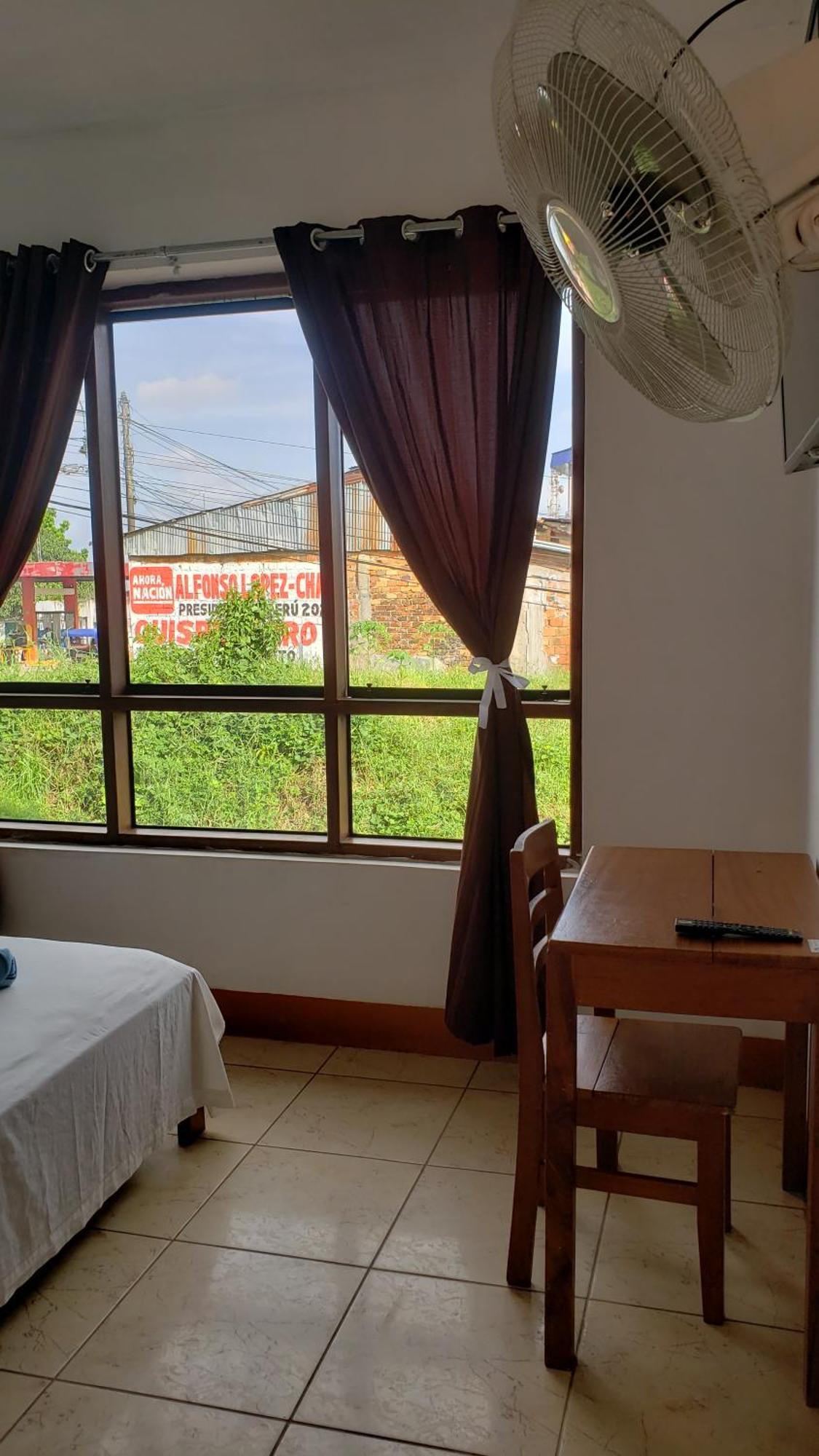 Hostal El Puerto Yurimaguas Extérieur photo